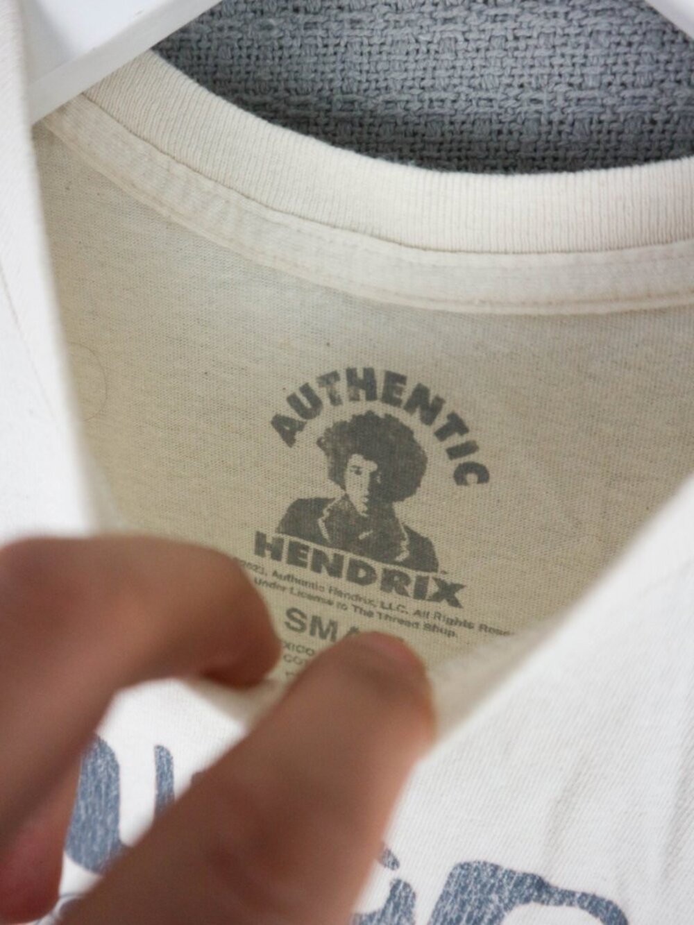 Hendrix 2023 Authentic Off White Mens Small Tee - Picture 4 of 6